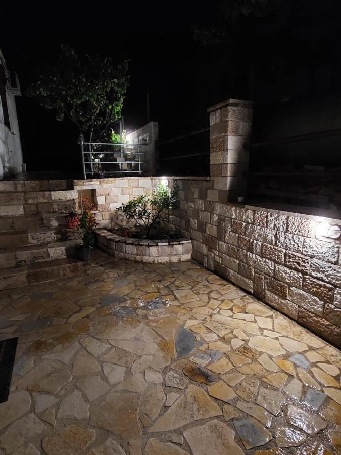Guest House Gorani Berat Bagian luar foto