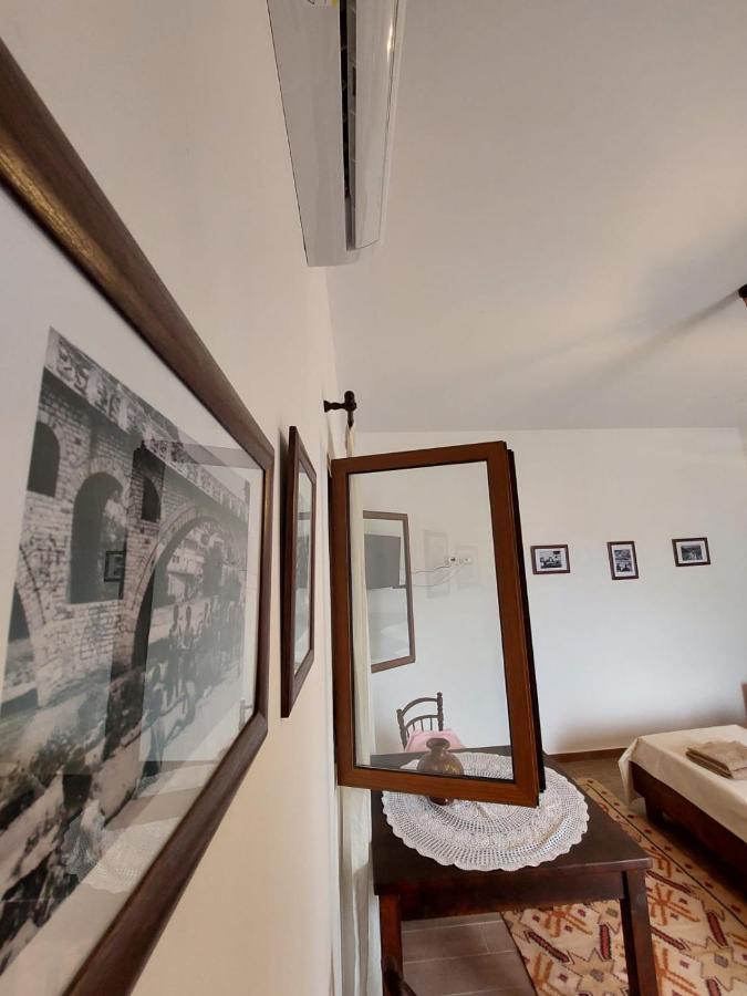 Guest House Gorani Berat Bagian luar foto
