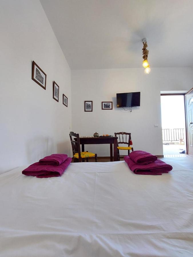 Guest House Gorani Berat Bagian luar foto