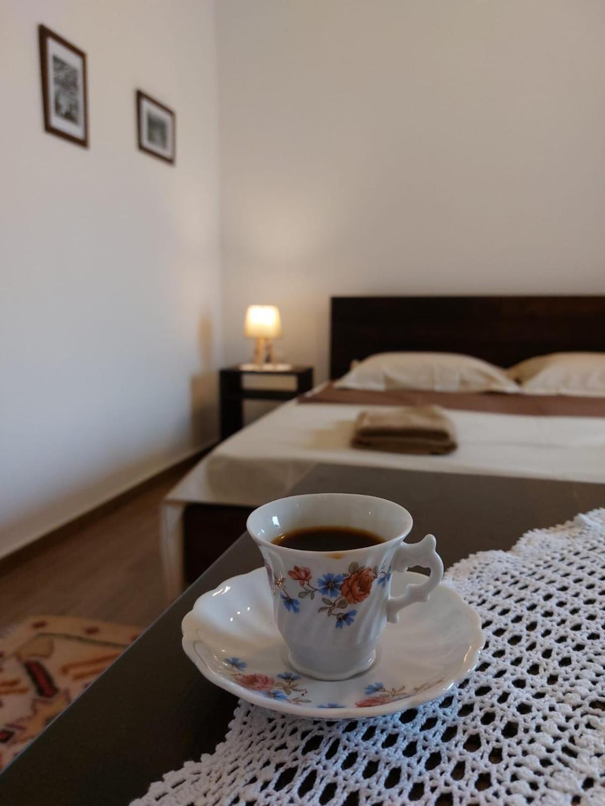 Guest House Gorani Berat Bagian luar foto